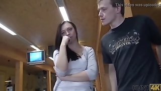 Cash-thirsty Teenager Anxiously Plumbs Doll While Her Cheating Witnesses In Awe